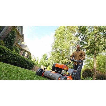 Husqvarna Çim Biçme Makinaları